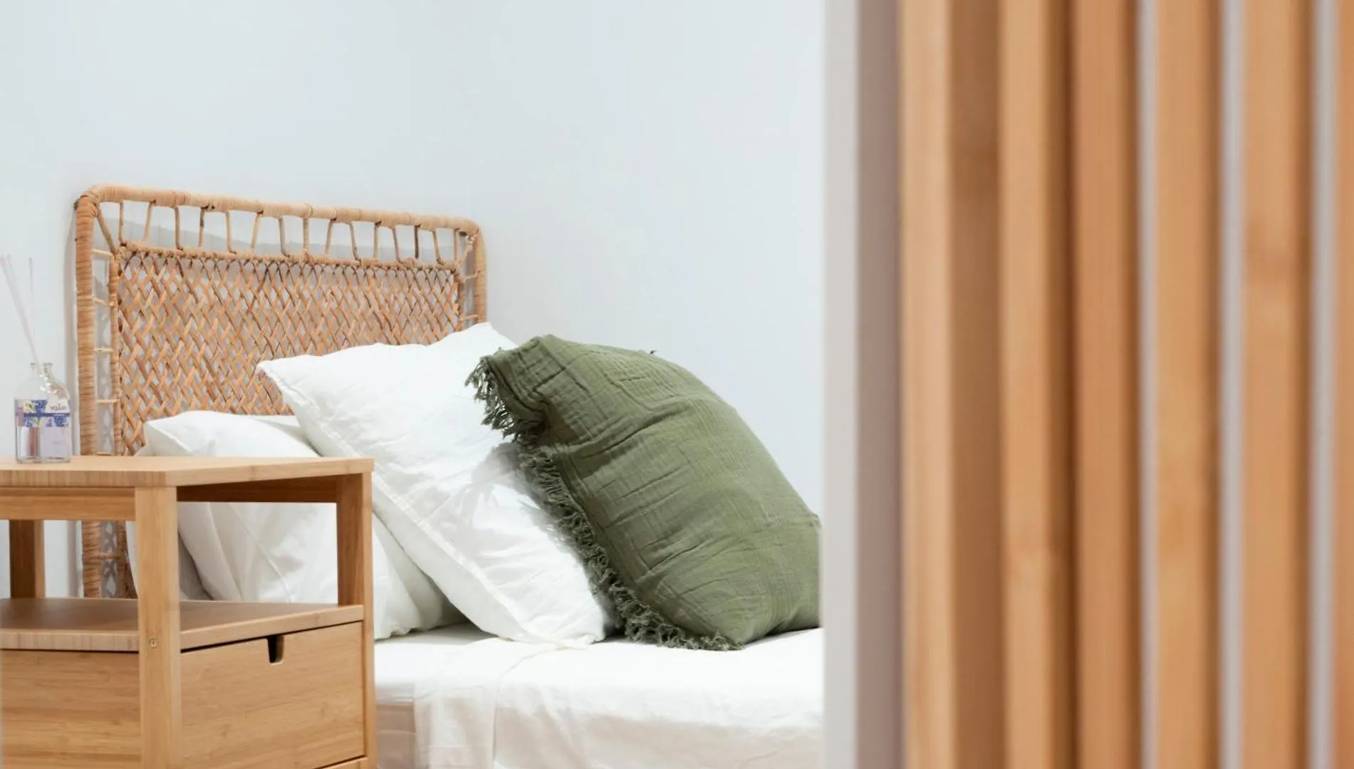 Ronda Suites Junto Estacion Tren Y Hospitales Granada Spain